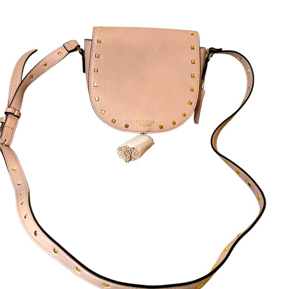 NWT VICTORIA SECRET STUDDED PINK CROSSBODY SHOULDERBAG - Picture 1 of 5